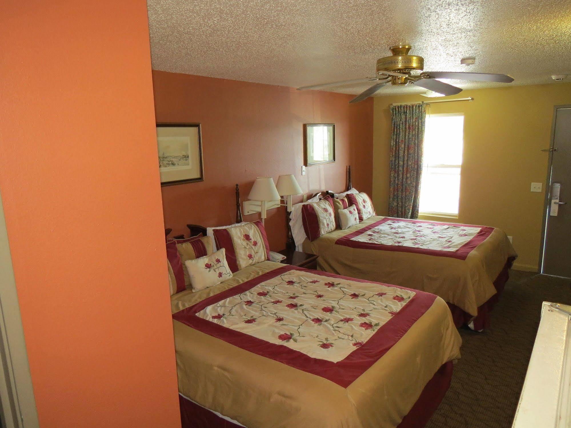 First Western Inn Caseyville Exterior photo